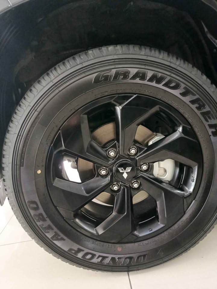 Used 1
                    MITSUBISHI
                     for Sale Image