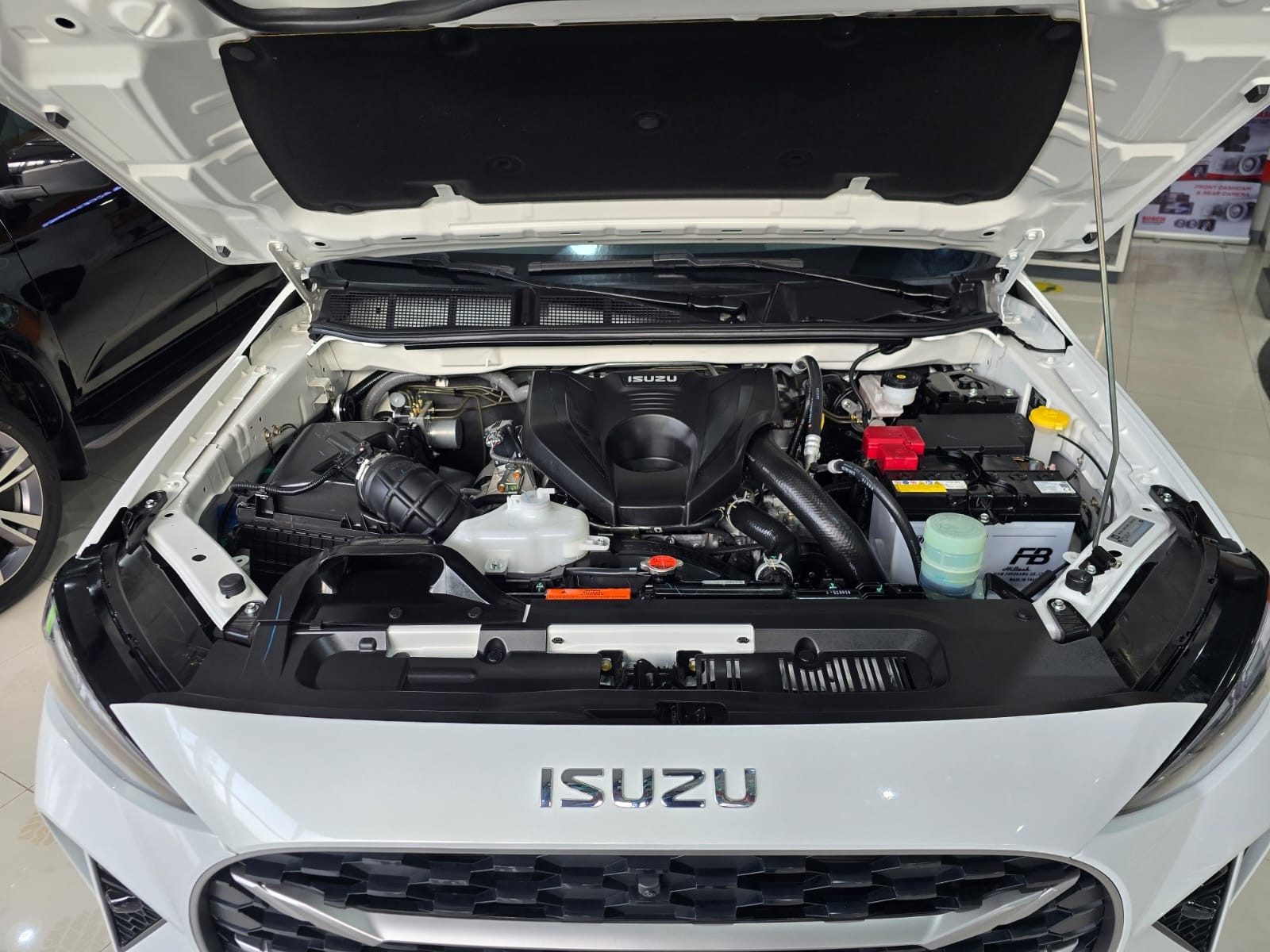 Used 1
                    ISUZU
                     for Sale Image