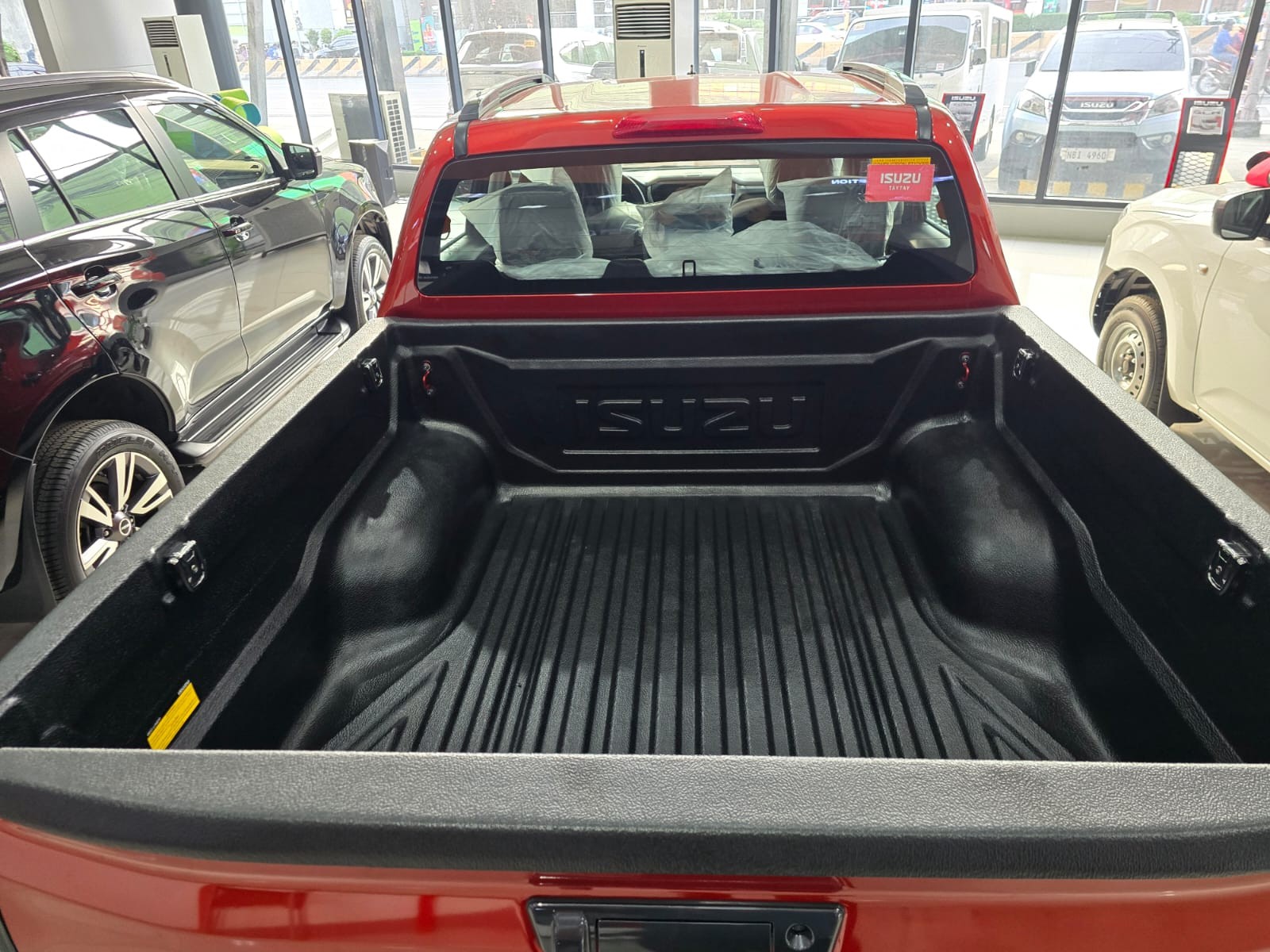 Used 1
                    ISUZU
                     for Sale Image