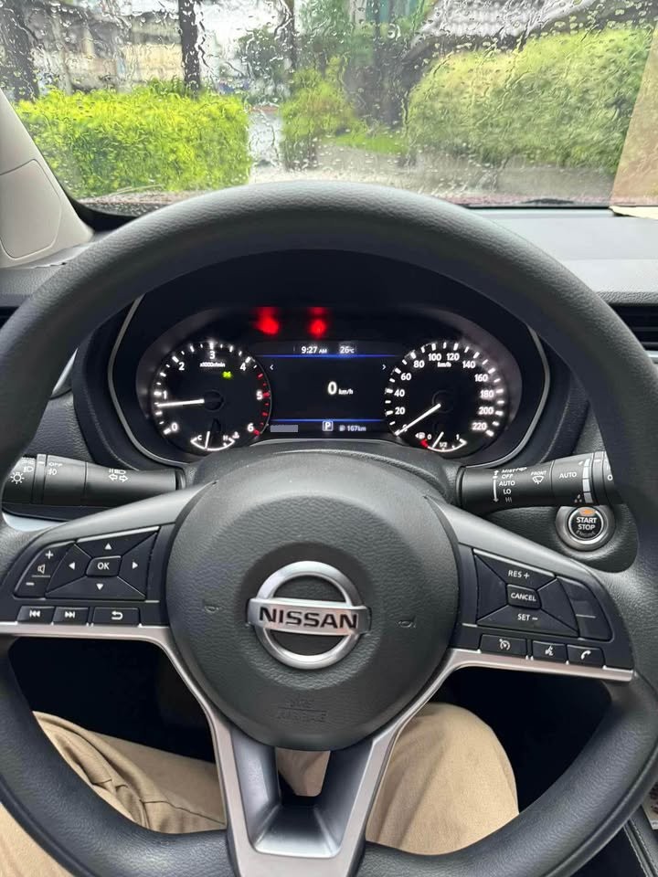 Used 1
                    NISSAN
                     for Sale Image