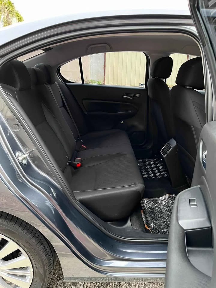 Used 1
                    HONDA
                     for Sale Image