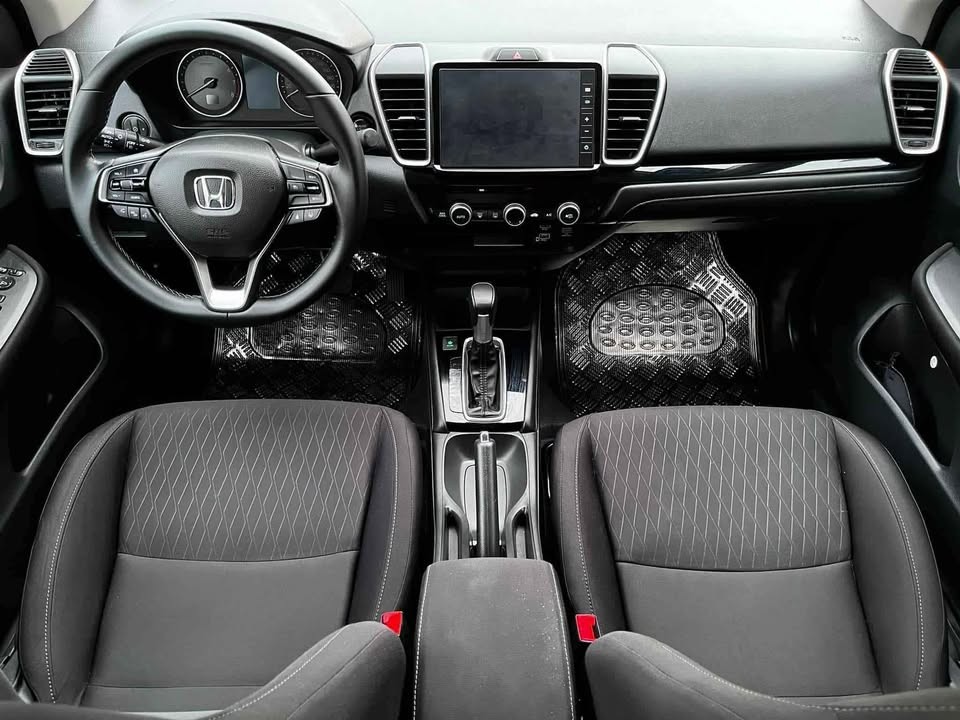 Used 1
                    HONDA
                     for Sale Image