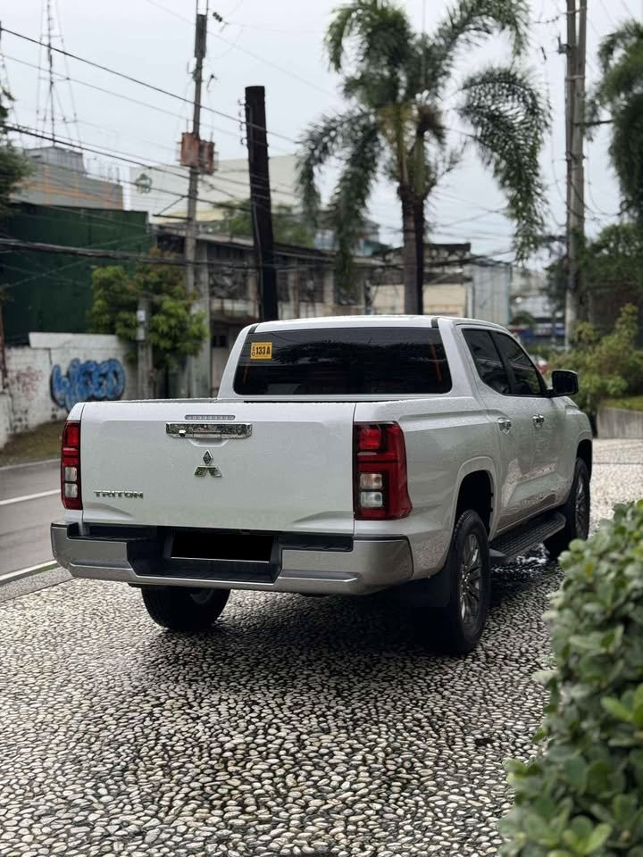 Used 1
                    MITSUBISHI
                     for Sale Image