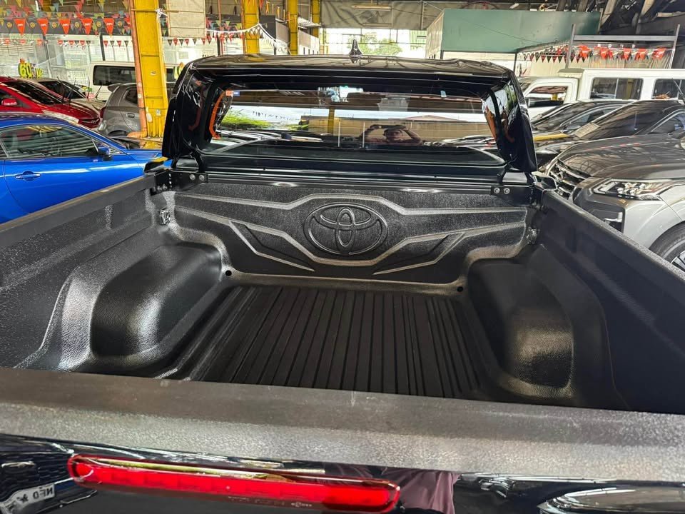 Used 8
                    TOYOTA
                     for Sale Image