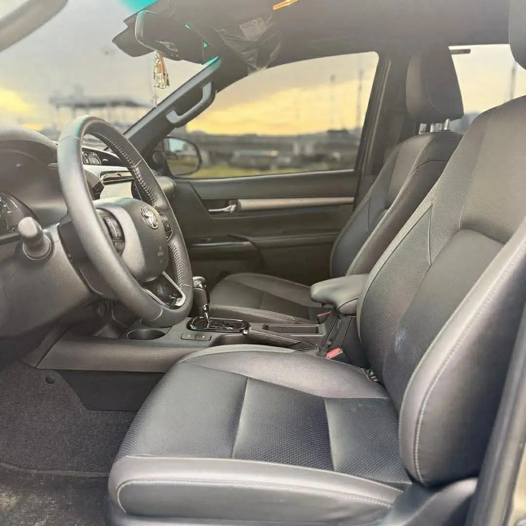 Used 5
                    TOYOTA
                     for Sale Image
