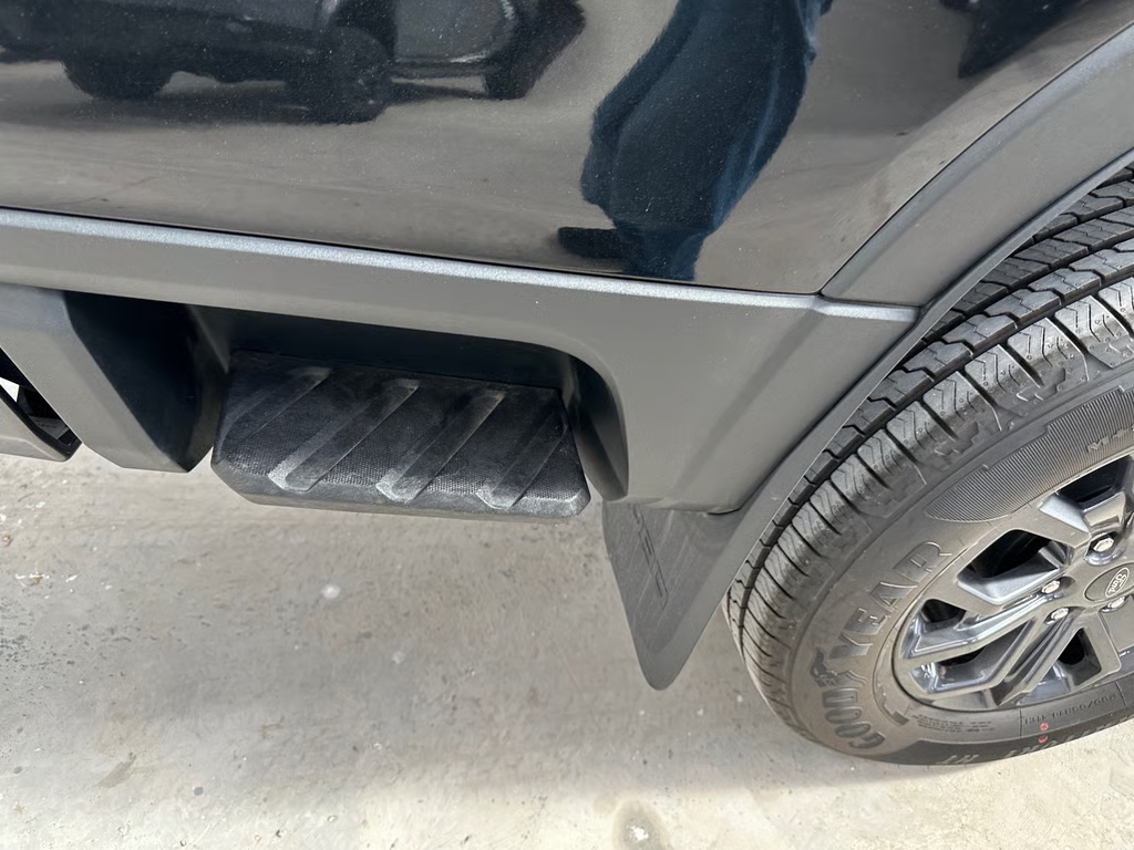 Used 4
                    FORD
                     for Sale Image