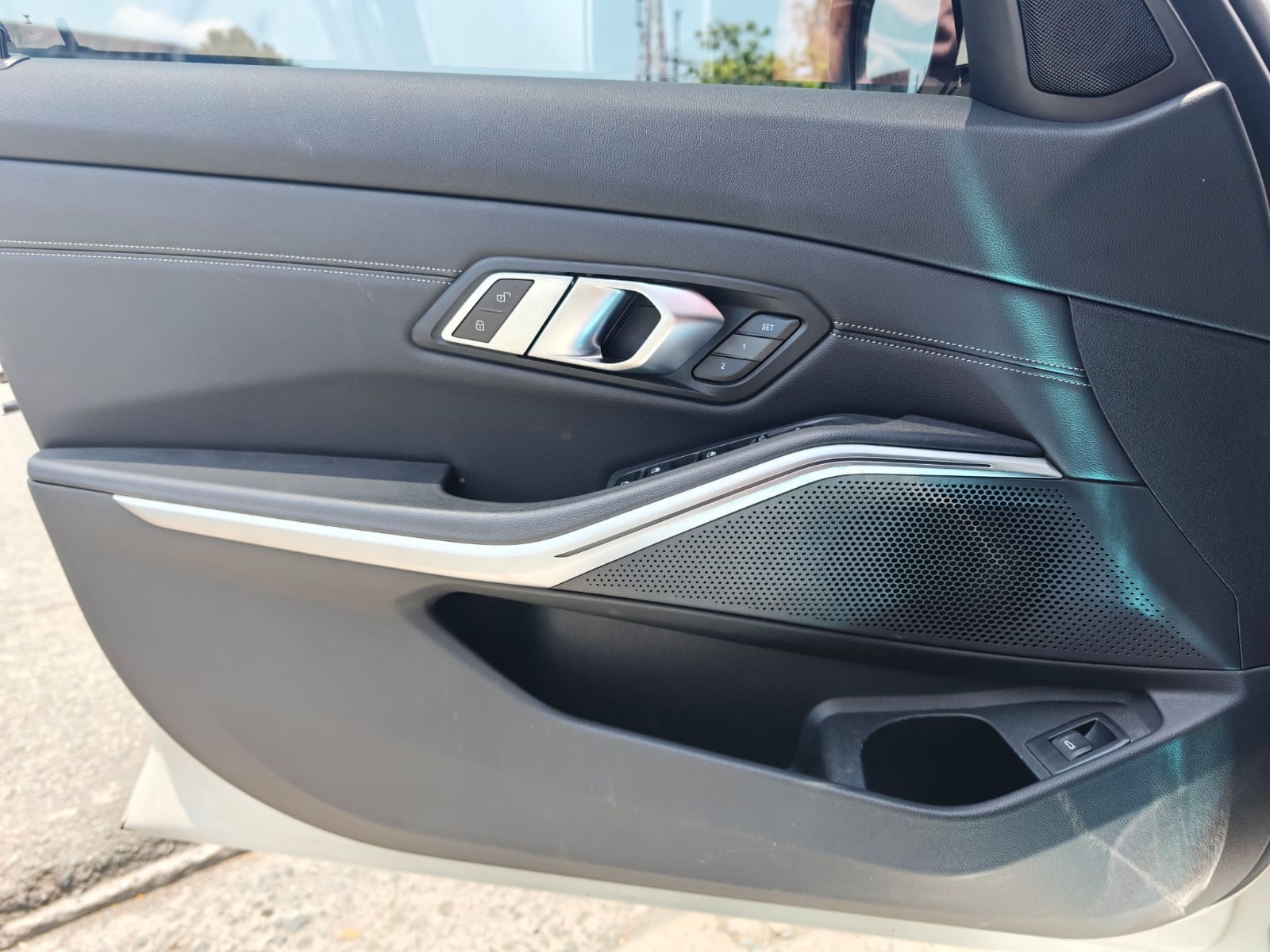 Used 1
                    BMW
                     for Sale Image