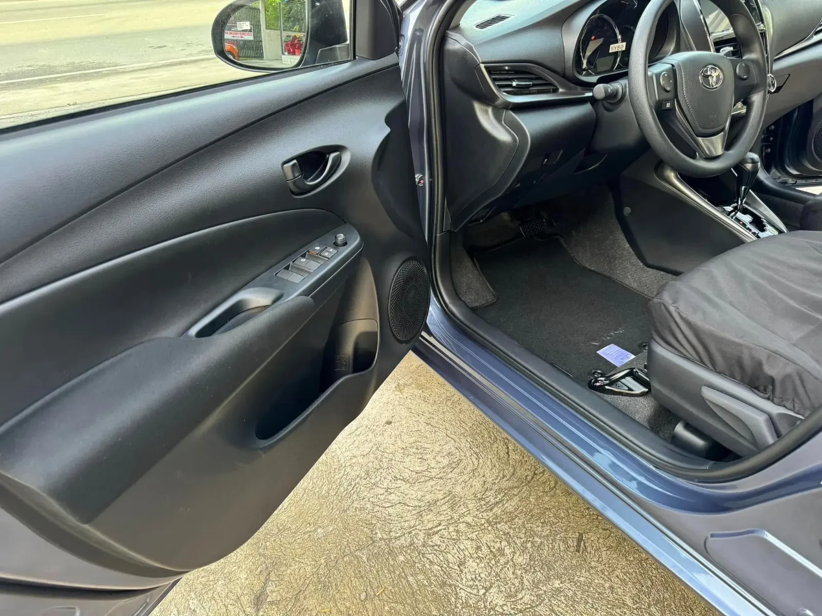 Used 1
                    TOYOTA
                     for Sale Image