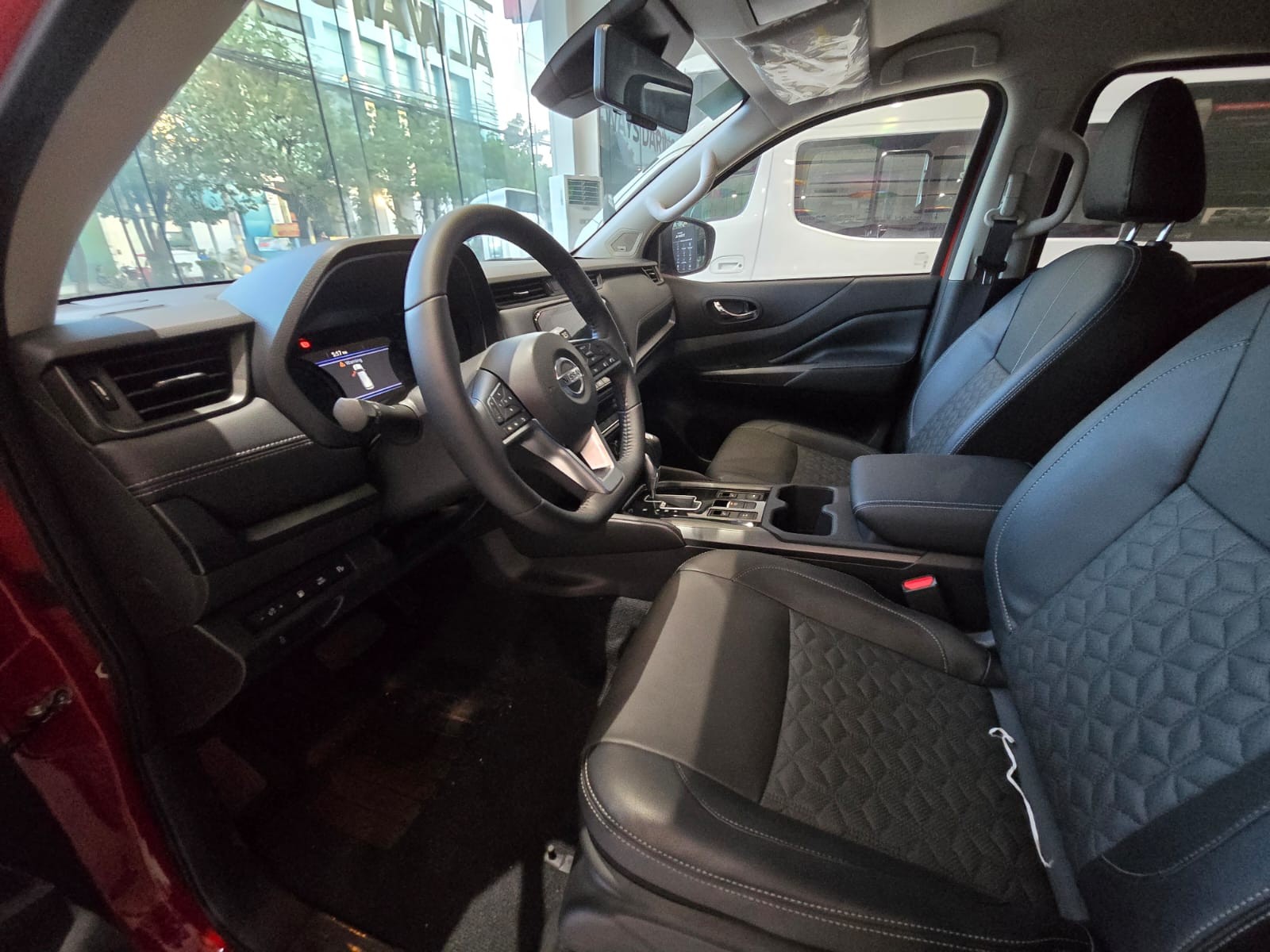 Used 1
                    NISSAN
                     for Sale Image