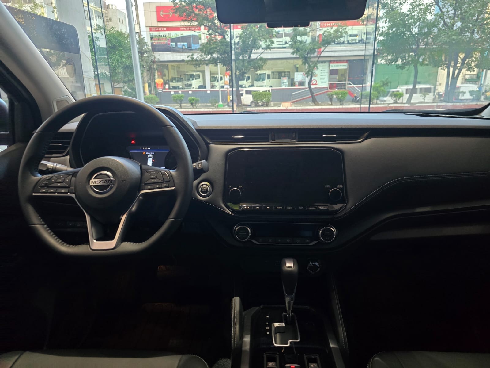 Used 1
                    NISSAN
                     for Sale Image
