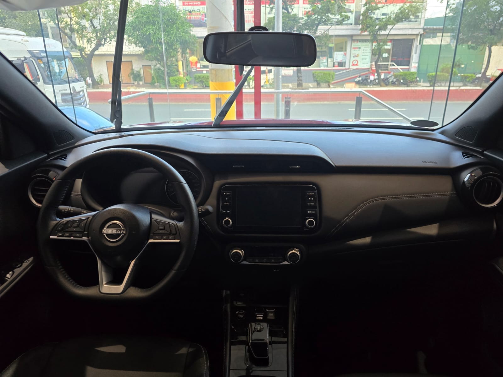 Used 1
                    NISSAN
                     for Sale Image