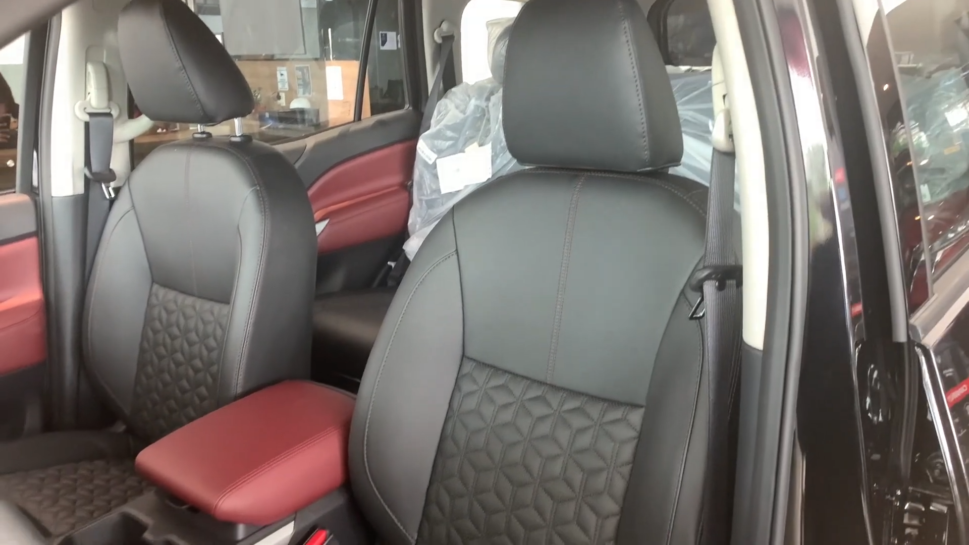 Used 1
                    NISSAN
                     for Sale Image