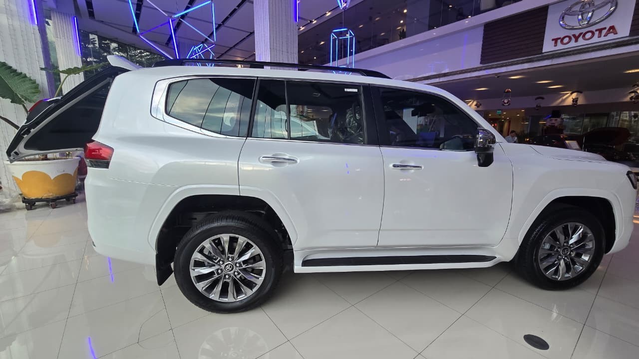 Used 1
                    TOYOTA
                     for Sale Image
